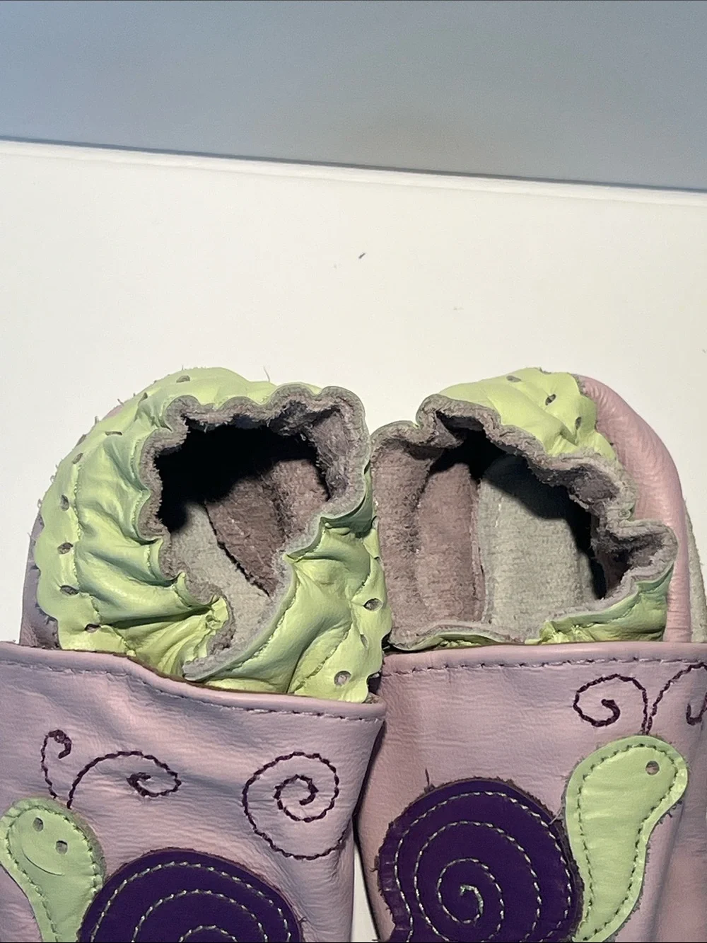 Robeez Lilac and Lime Snail Appliqué Soft Leather Baby Shoes